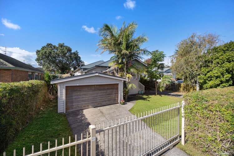 16 Richardson Road Mount Albert_1