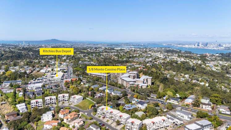 1/8 Monte Cassino Place Birkdale_10