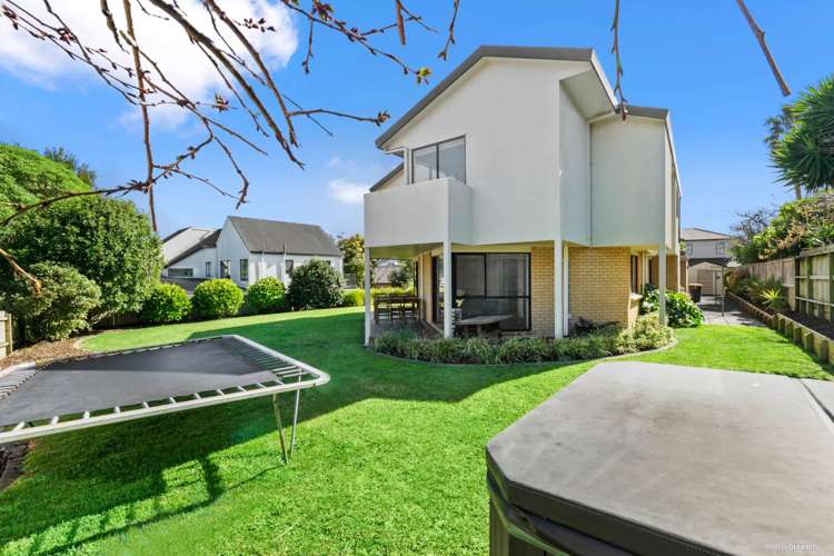 8 Chiania Place Somerville_19