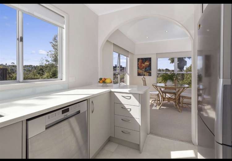 15 Ravenwood Drive Forrest Hill_5