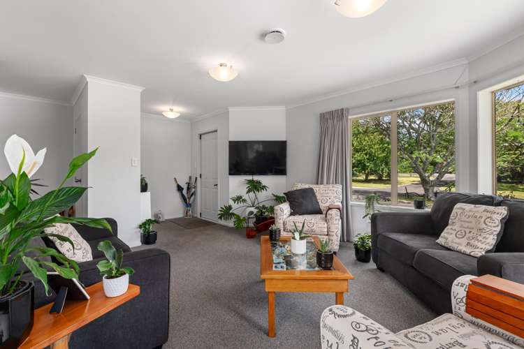 41 Walter Henry Drive Omanawa_9