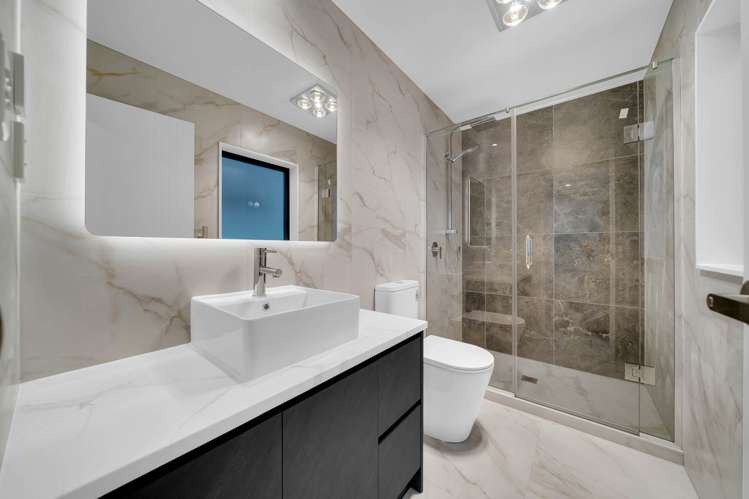 19 Obelus Road Flat Bush_22