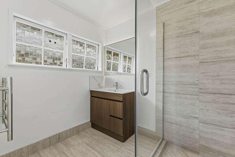 333 Roscommon Road Clendon Park_7