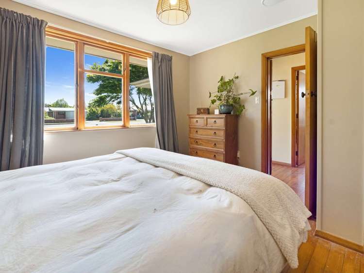 18 North Terrace Darfield_15