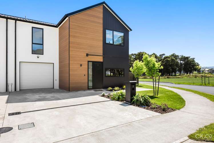 7 Leo Waikari Crescent Wallaceville_0