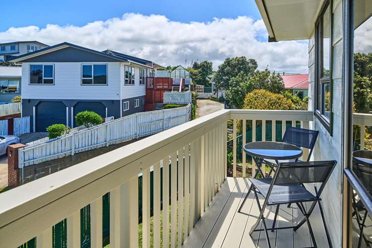 33 Clipper Street Titahi Bay_11