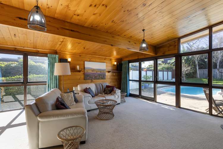 38 Callis Avenue Opaheke_1