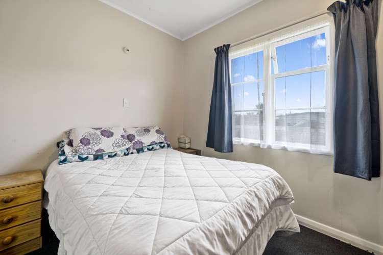 18 & 18A Fraser Street Wainuiomata_8