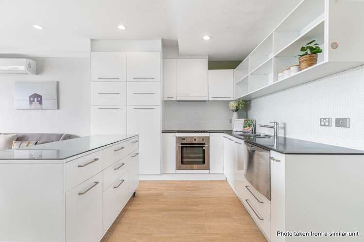 902/18 Beach Road Auckland Central_8