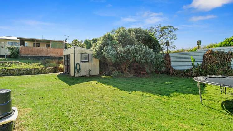 18 Costello Crescent Pukehina_11