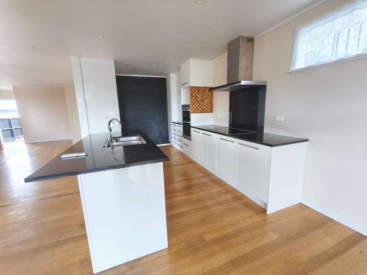 20 Pirangi Street Point England_2