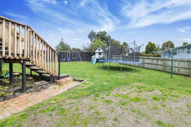 5 Cockayne Crescent Sunnynook_4