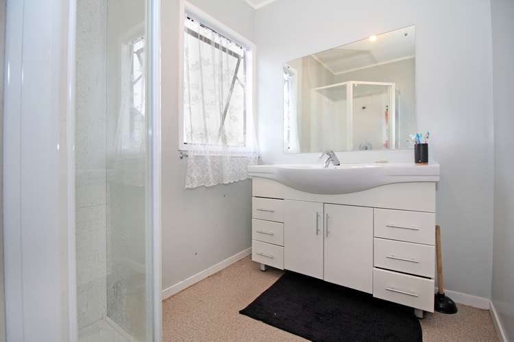 7 Caserta Place Clover Park_8