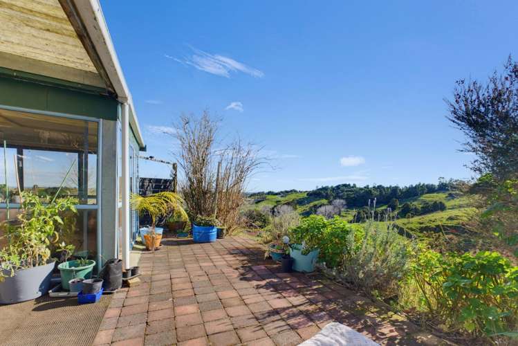 63 Porter Road Paparoa_15