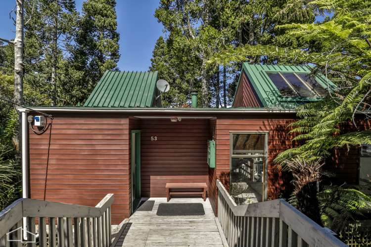 53 Takahe Road Titirangi_16