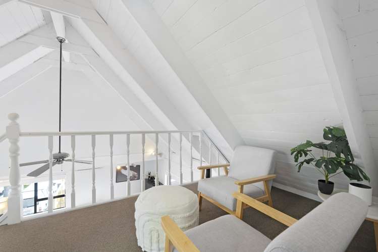 58B Aeroview Drive Beach Haven_15