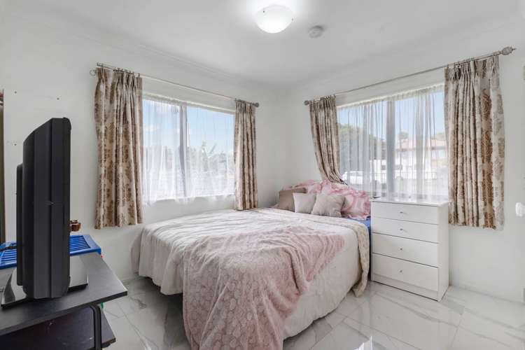 5 Courtvale Place Flat Bush_10