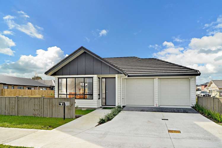 8 Kotuku Crescent Takanini_0