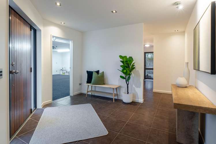 146 Oreti Road Otatara_25