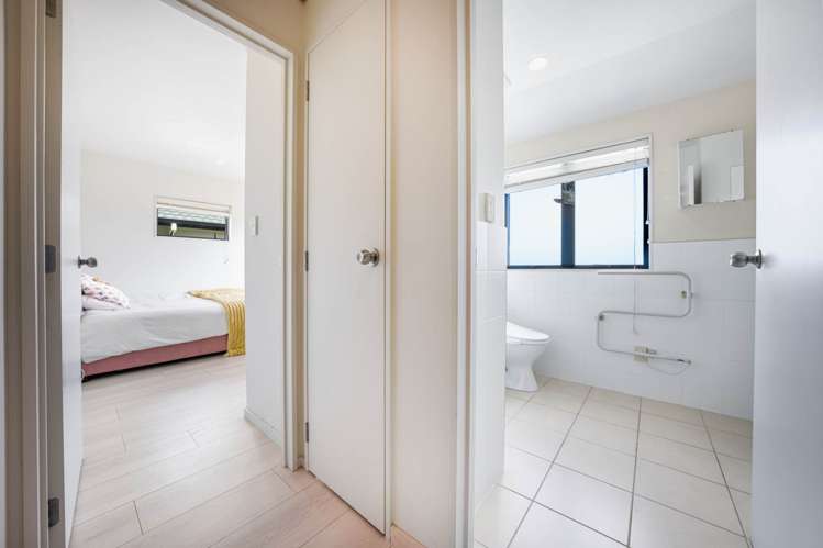 40/22 Northcross Drive Oteha_17