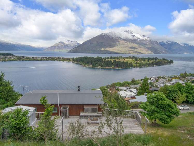 8 Longwood Place Queenstown_17