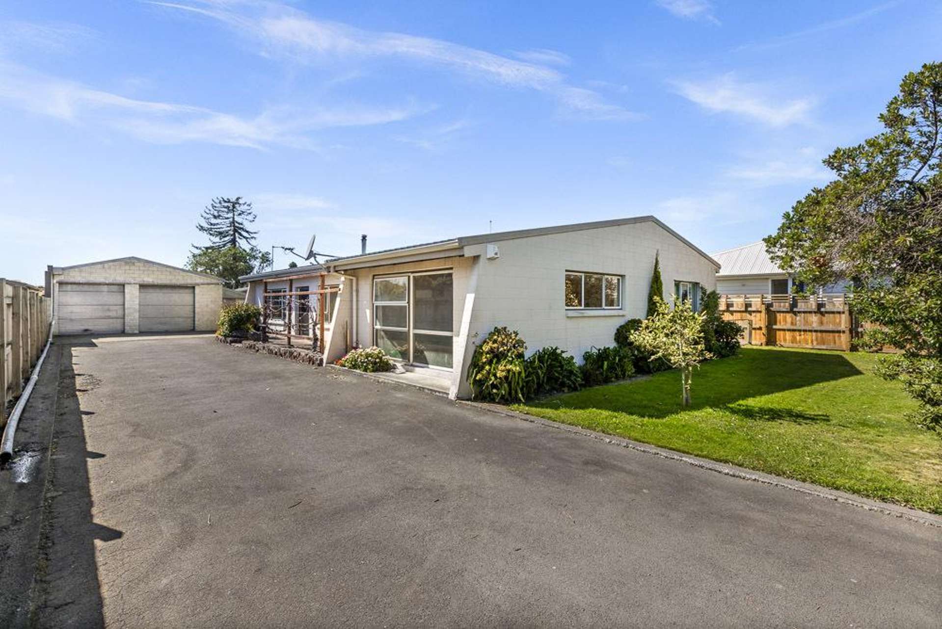 309 Frederick Street West Mahora_0