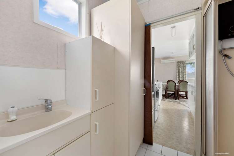 1048 Whangaparaoa Road Tindalls Beach_14