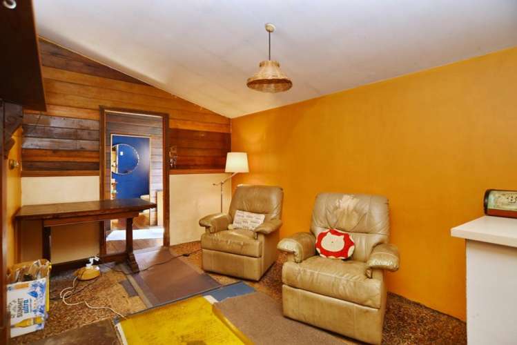 5 Pembertons Road Sefton_5