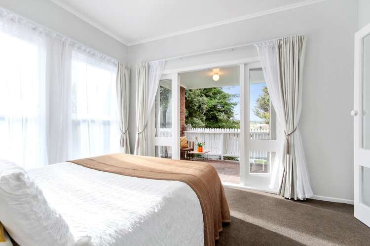 346 Glengarry Road Glen Eden_9