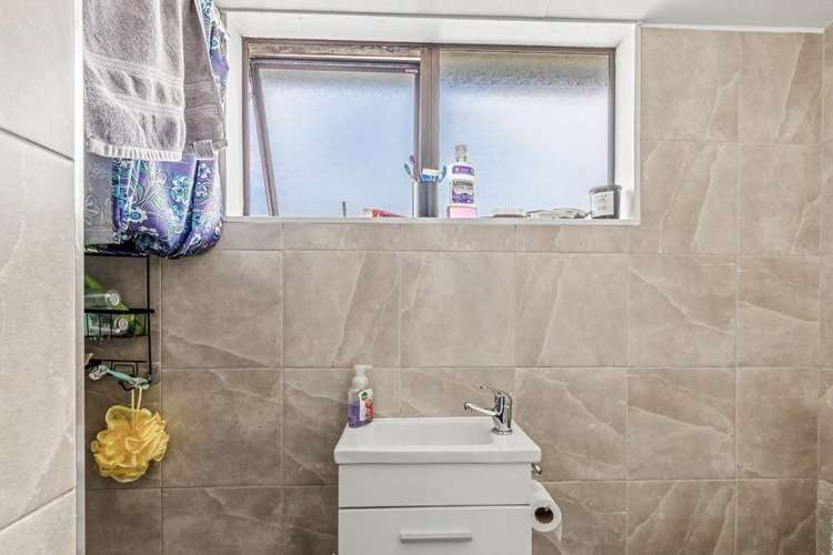 86 Fox Road Springvale_12