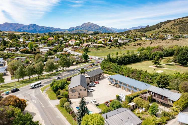 10 Macpherson Street Wanaka_18