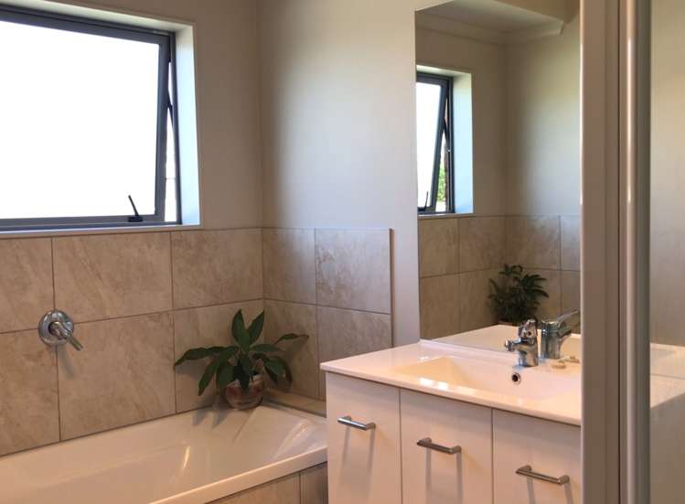 369 One Tree Point Road One Tree Point_14