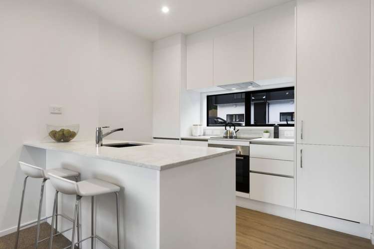 2/1 Grand View Road 1776_7