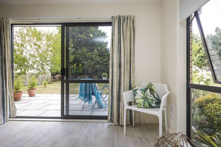 15d Aitken Street Bulls_13