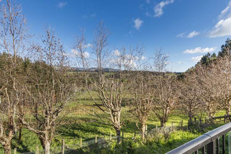 106 Pacific Drive Fitzherbert_11