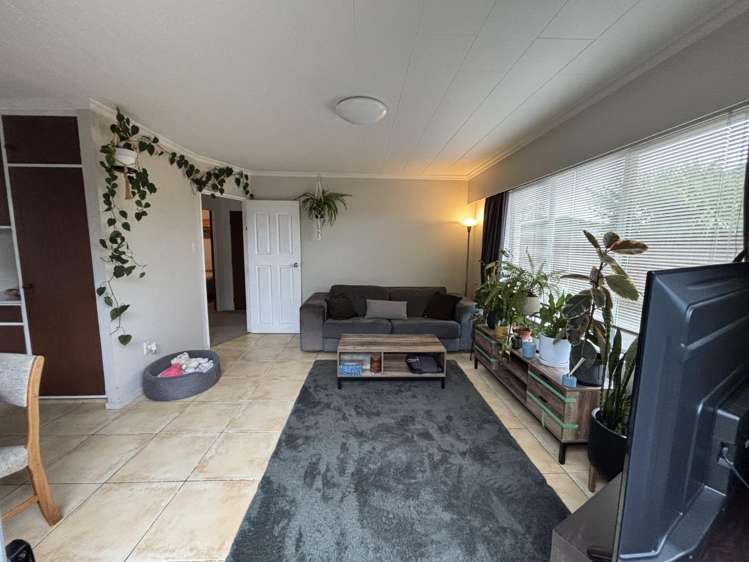 1/76 Weka Street 1947_2