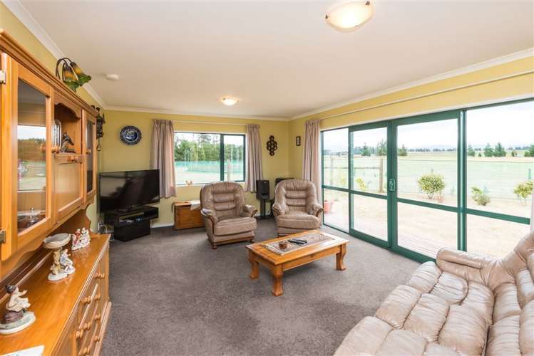 1518 Thongcaster Road Oxford_5