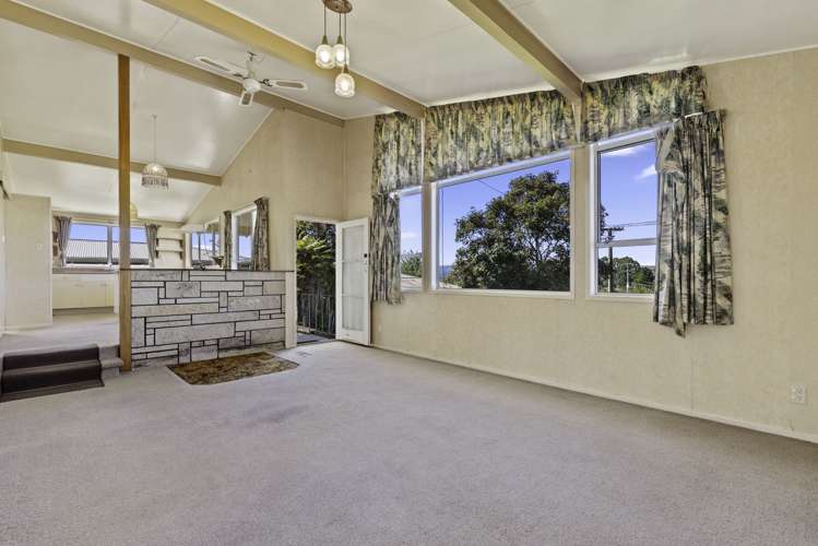 3 Paterson Grove Pukehangi_2