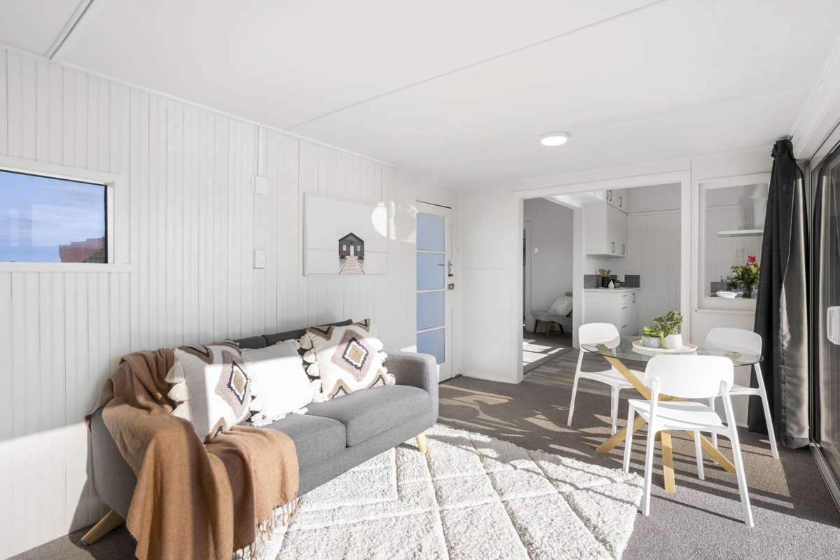 93 Moana Crescent_1