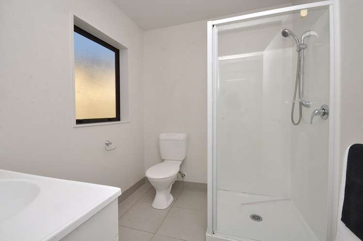 73 Keri Vista Rise Papakura_7