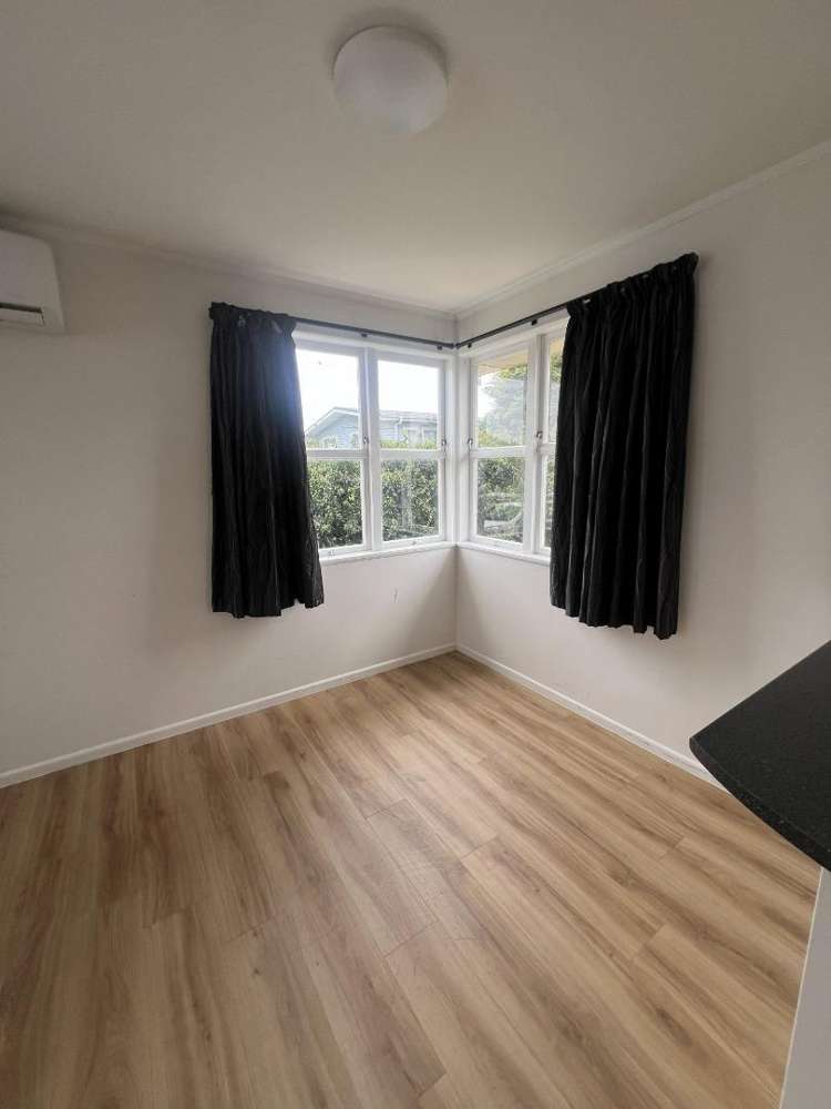 24 Patrick Place 2742_13