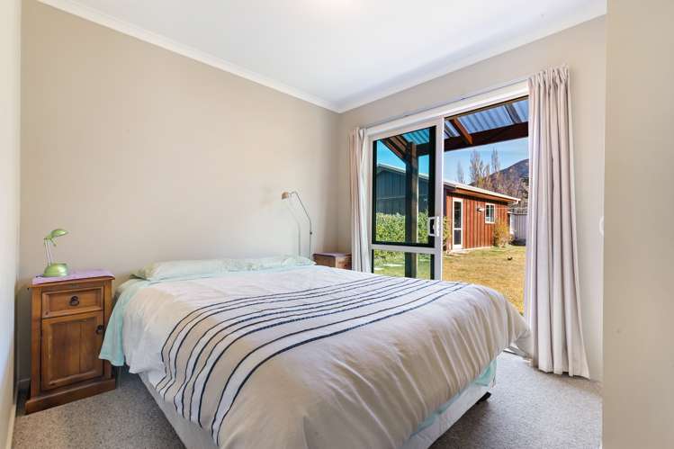 15 Hewson Crescent Lake Hawea_7