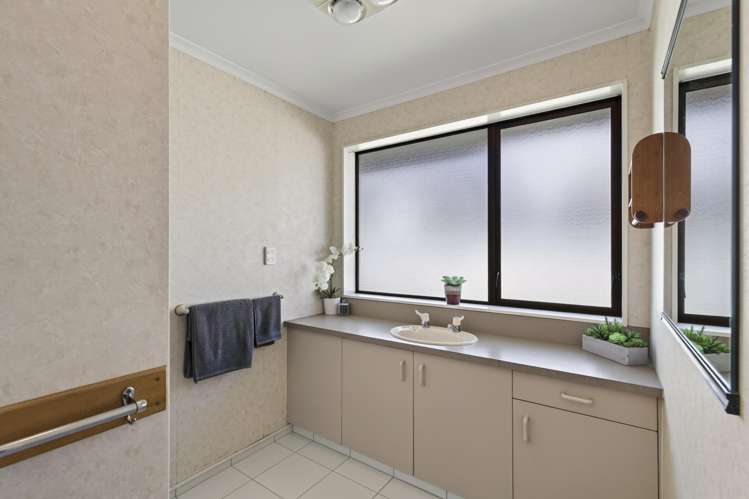 13C Grey Street Waitara_14
