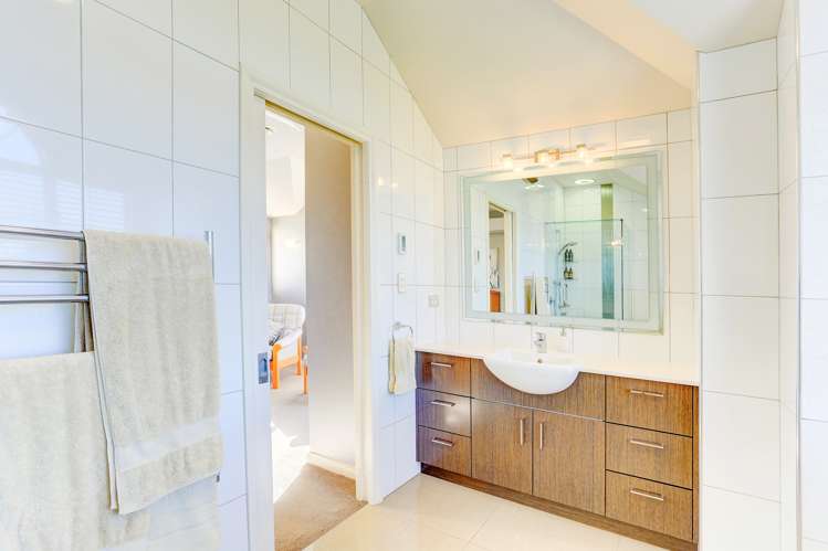 1 Edmonds Drive Otamatea_17