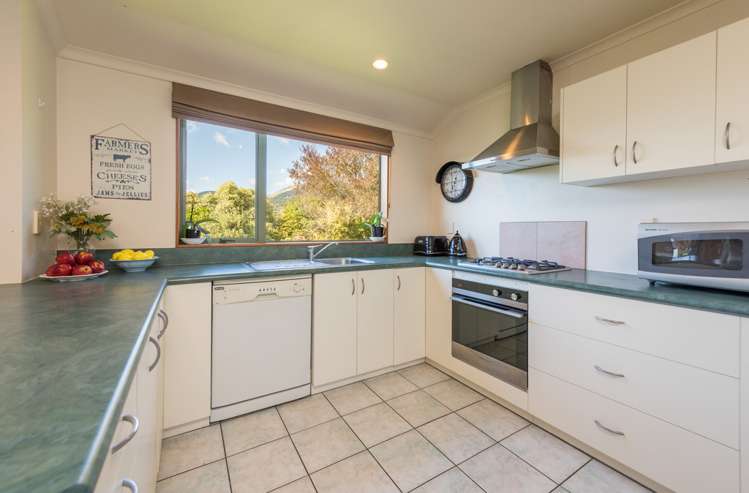 10 Olympus Way Richmond_8