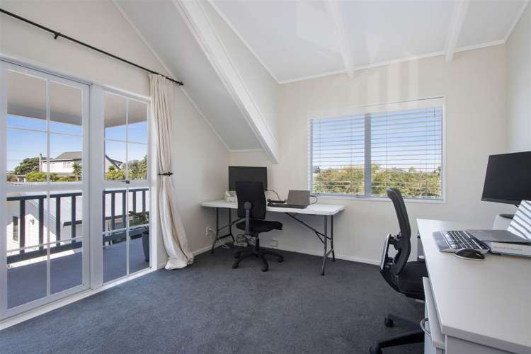 1 Queen Street Waihi Beach_12