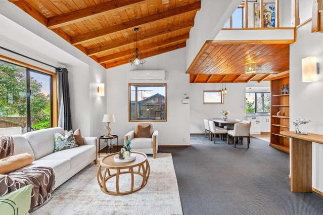 Massey Lodge with Skyline Views