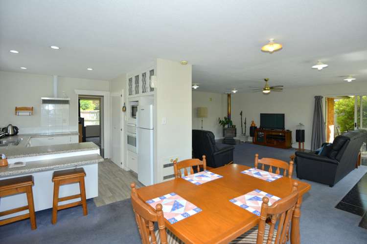 30 Peebles Drive Hei Hei_3