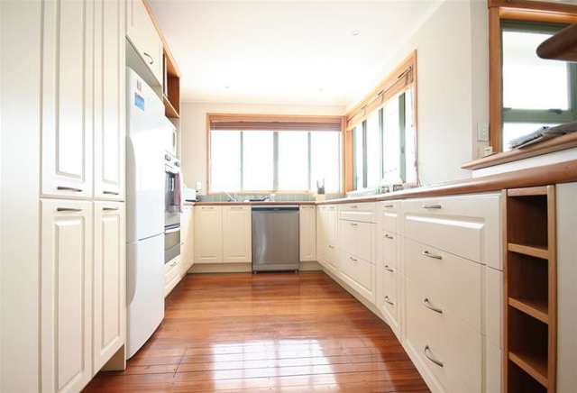 114 Saint Patricks Row Whangamata_4