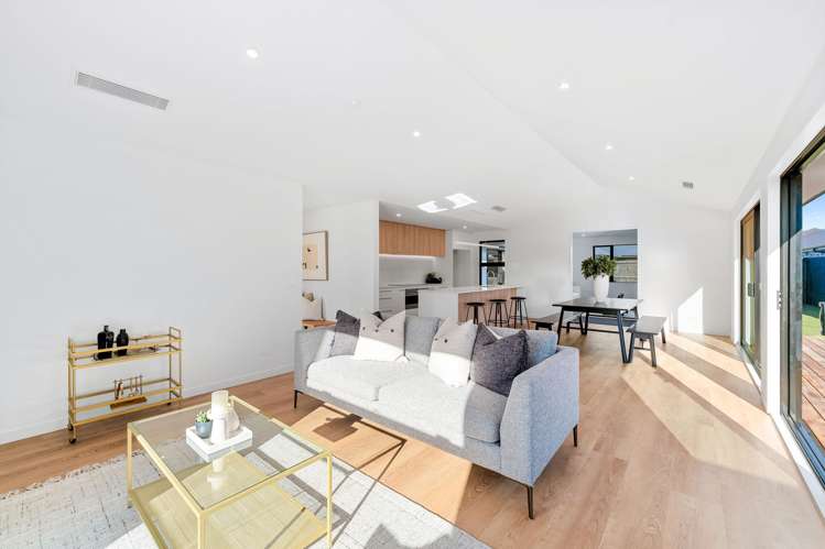 38 Wakeman Drive Lincoln_12